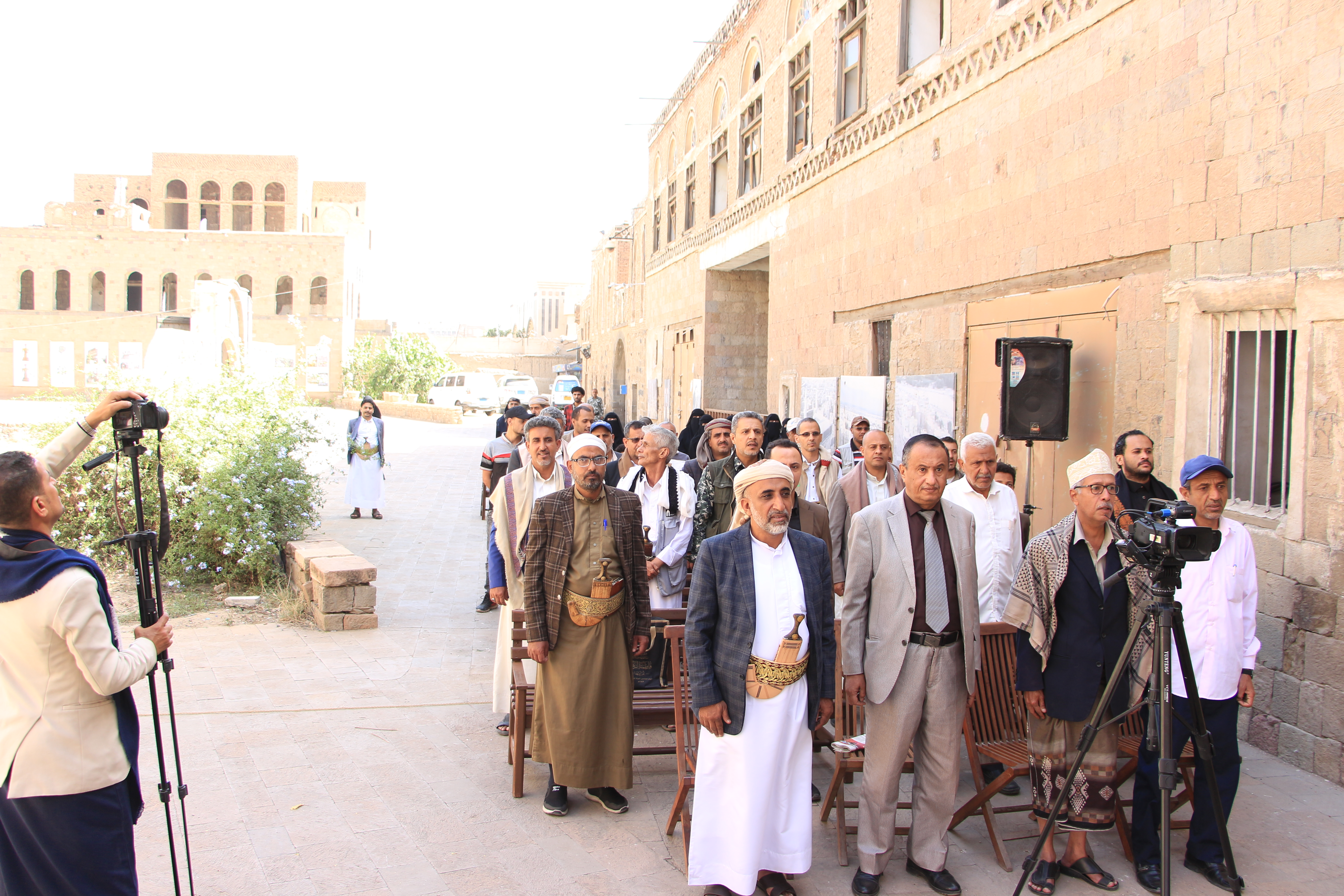افتتاح المعرض